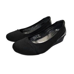 London Fog Black Nylon Wedge Slip On Sz 8.5